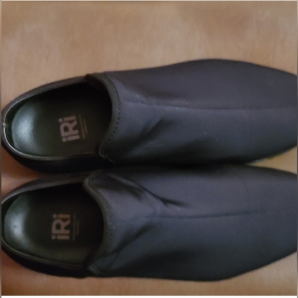 IRI Designed in New York - Picture 12 of 14